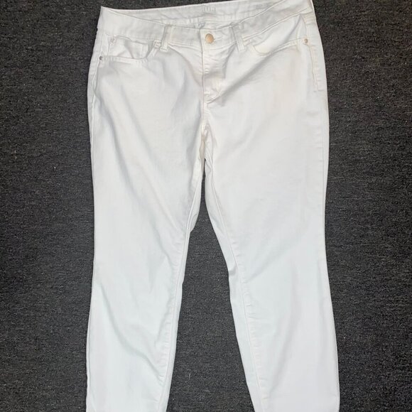 Sz.8 Petites*a.n.a.-A New Approach*White Skinny Cropped Ankle Jeans--Mid-Rise - Picture 1 of 6